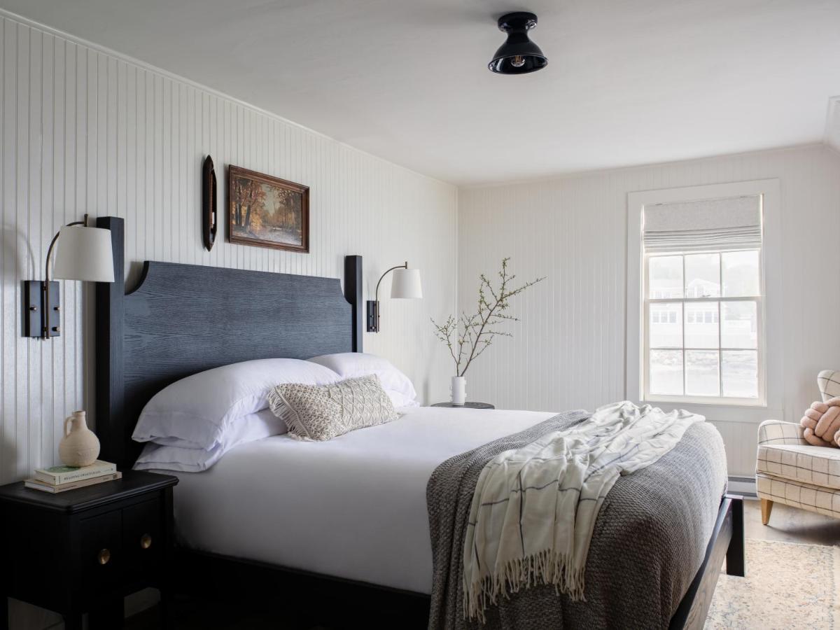 Bluebird Ocean Point Inn Экстерьер фото