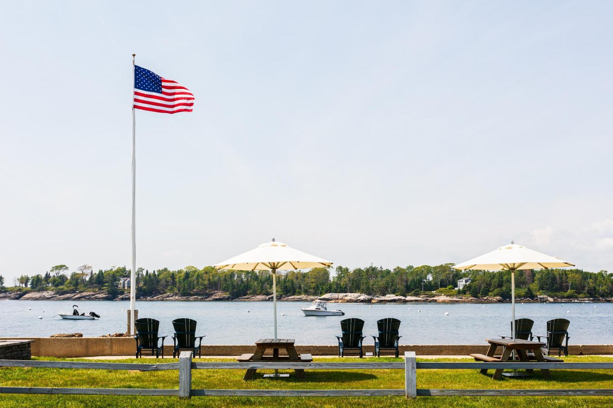 Bluebird Ocean Point Inn Экстерьер фото